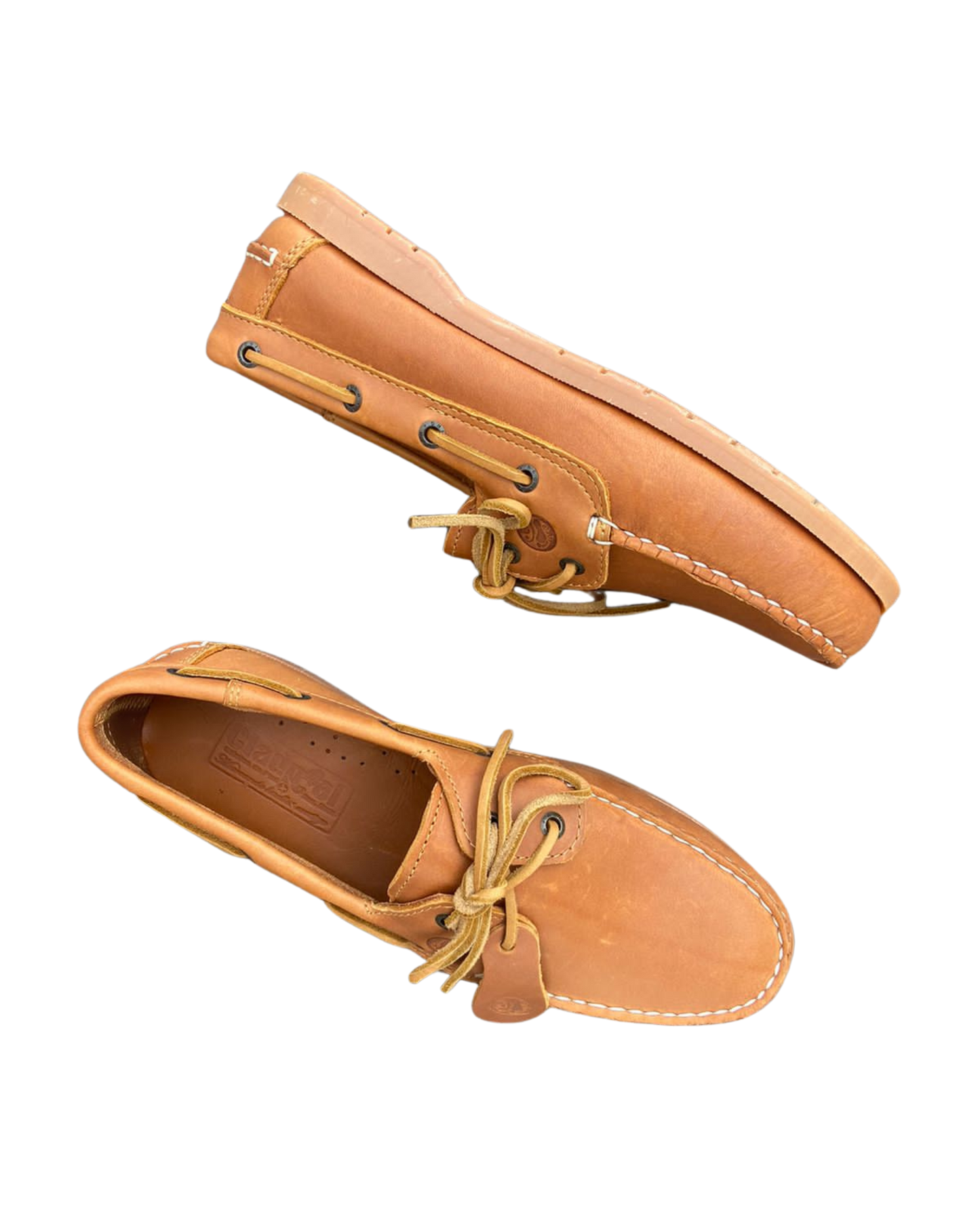 Zapato artesanal tipo nautico