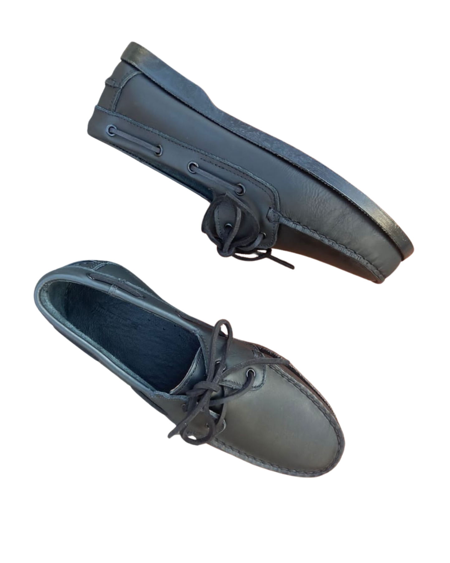 Zapato artesanal tipo nautico