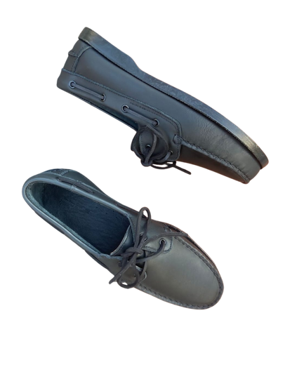 Zapato artesanal tipo nautico